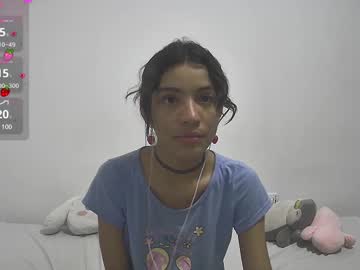 Helia_N_Amy Chaturbate stream image from January 12, 2025