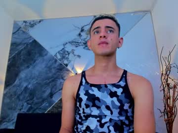 Kai_Bormann Chaturbate stream image from January 12, 2025