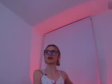 Lucy_Priincess Chaturbate stream image from January 12, 2025