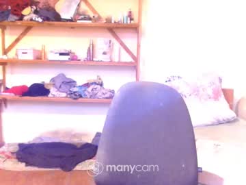 Memorningdew Chaturbate stream image from January 12, 2025