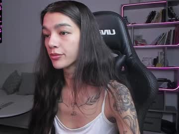 Vinkitinkii Chaturbate stream image from January 12, 2025