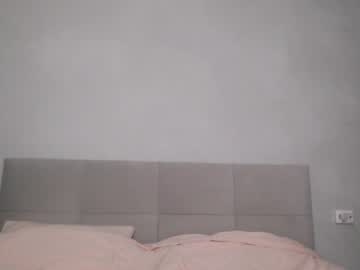 Kendi_Snow Chaturbate stream image from January 12, 2025