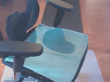 Snooze85 Chaturbate stream image from January 12, 2025