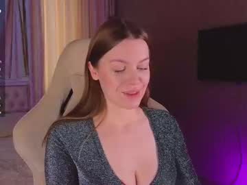 Lovellalipss Chaturbate stream image from January 12, 2025