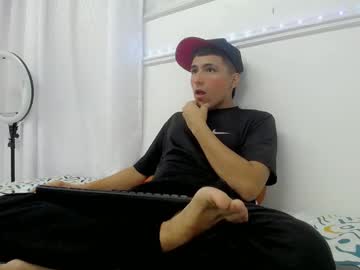 Danny_Kink Chaturbate stream image from January 12, 2025