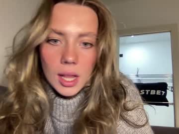 Angel_From_Sky Chaturbate stream image from January 12, 2025
