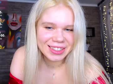 Blonde_Eva Chaturbate stream image from January 12, 2025