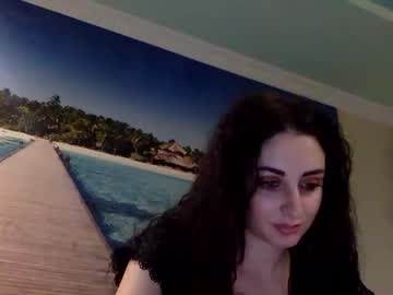 Ohmatilda Chaturbate stream image from January 12, 2025