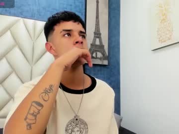 Derekmen_ Chaturbate stream image from January 12, 2025