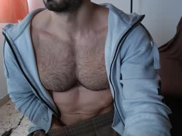 Madmax20x Chaturbate stream image from January 12, 2025
