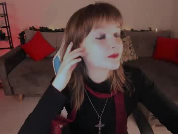 Clover_Red Chaturbate stream image from January 12, 2025