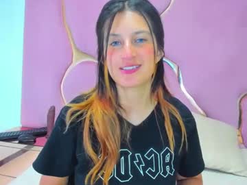 Giaroussel Chaturbate stream image from January 12, 2025