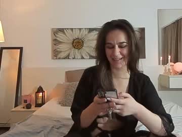 Joycasidy Chaturbate stream image from January 12, 2025
