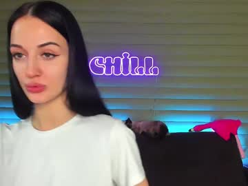 Meowluv Chaturbate stream image from January 12, 2025
