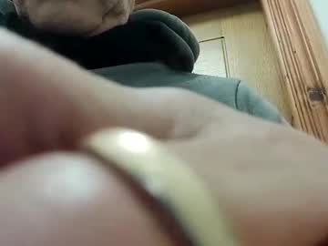 Bulkyboners Chaturbate stream image from January 12, 2025