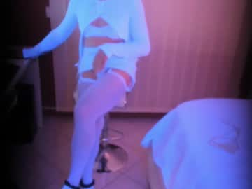 Cdjijie Chaturbate stream image from January 12, 2025
