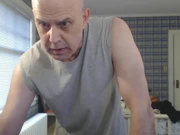Alex4201 Chaturbate stream image from January 12, 2025