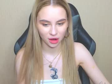 Barbieee_Doll Chaturbate stream image from January 12, 2025