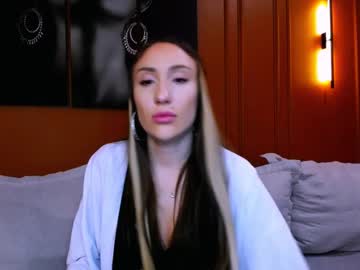 _Julia_Fox_ Chaturbate stream image from January 12, 2025