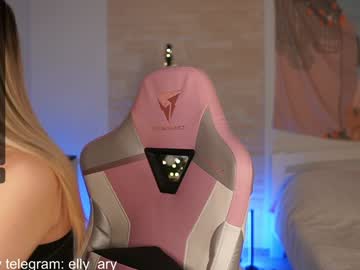 Elly_Ary Chaturbate stream image from January 12, 2025