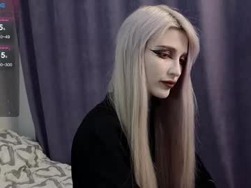 Fraulein_Mooon Chaturbate stream image from January 12, 2025