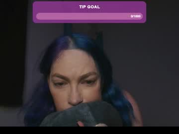 Uklanadoll Chaturbate stream image from January 12, 2025