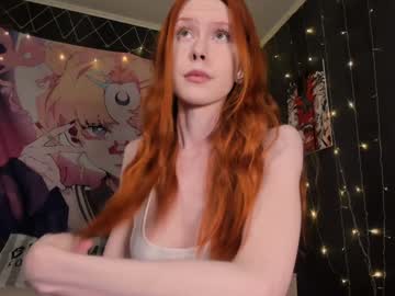 Fruttitatti Chaturbate stream image from January 12, 2025