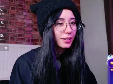 Karinahayes Chaturbate stream image from January 12, 2025