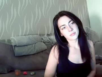 Perfectpear2532 Chaturbate stream image from January 12, 2025