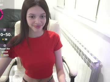 Billly1love Chaturbate stream image from January 12, 2025