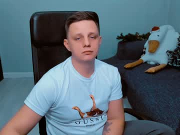 Dan_Cute Chaturbate stream image from January 12, 2025