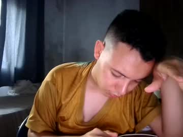Hejwjw88 Chaturbate stream image from January 12, 2025
