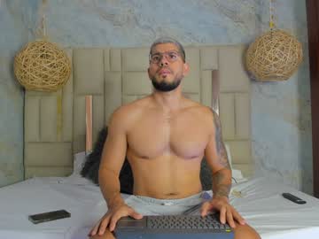 Ottosmitth Chaturbate stream image from January 12, 2025