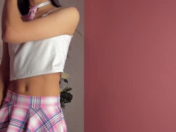 Ari_Sunshine Chaturbate stream image from January 12, 2025