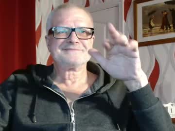 Daddiescockforyou Chaturbate stream image from January 12, 2025