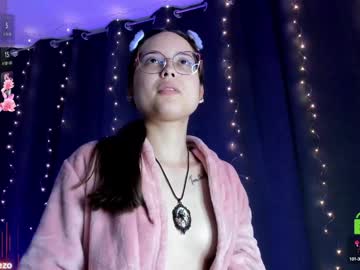 Shantalcerezo Chaturbate stream image from January 12, 2025