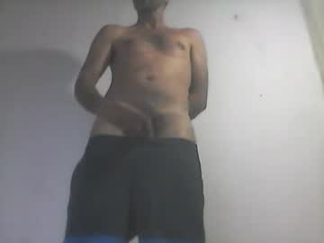 Everaldosantos Chaturbate stream image from January 12, 2025