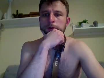 Slaveboy32bi Chaturbate stream image from January 12, 2025