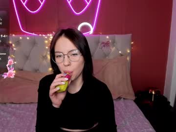 Amandafields Chaturbate stream image from January 13, 2025