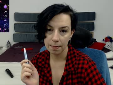 Autumnopal Chaturbate stream image from January 13, 2025