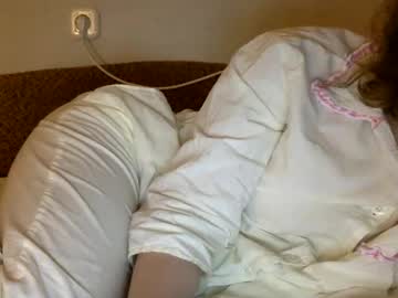Jovovich_Milla Chaturbate stream image from January 13, 2025