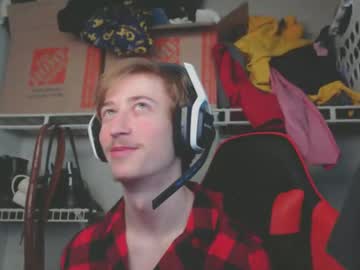 18str8igcock Chaturbate stream image from January 13, 2025
