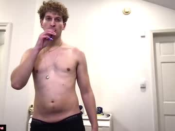 Somechillbro Chaturbate stream image from January 13, 2025