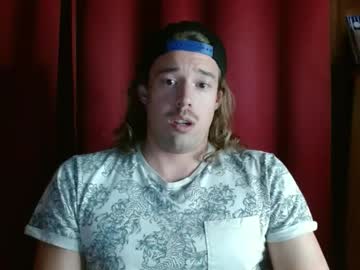 Umphreak42 Chaturbate stream image from January 13, 2025