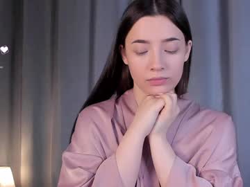 Maidabuoy Chaturbate stream image from January 13, 2025