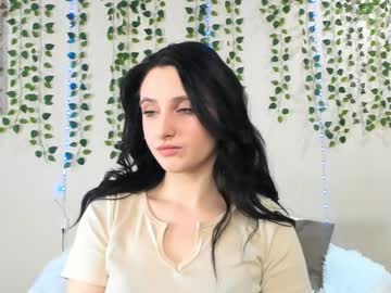 Dianaemily Chaturbate stream image from January 13, 2025
