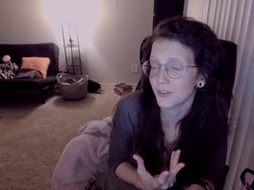 Essienos Chaturbate stream image from January 13, 2025