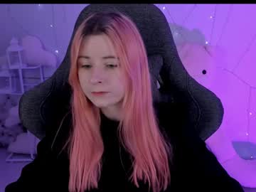 Lexiwenford Chaturbate stream image from January 13, 2025