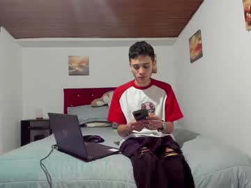 Mr_Andresr Chaturbate stream image from January 13, 2025
