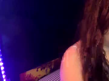 Venusluvxoxo Chaturbate stream image from January 13, 2025